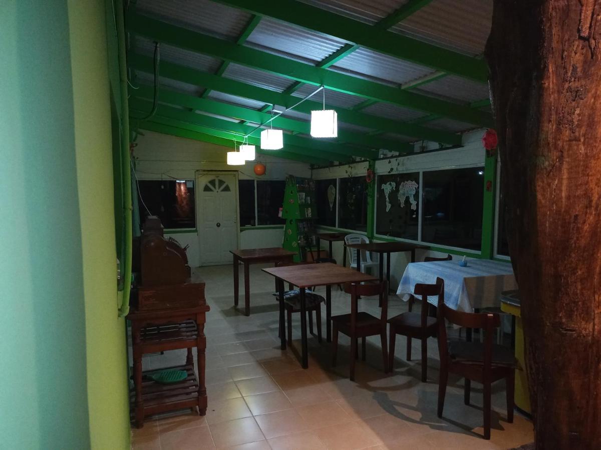 فندق Complejo Aloha Puerto Pirámides المظهر الخارجي الصورة